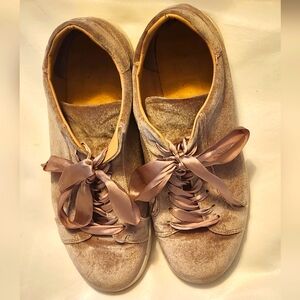 SOLD***Sam Edelman Sneakers sz 10